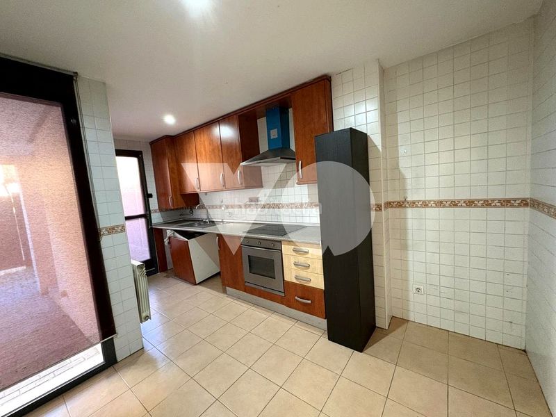 Foto 5624beb3-23b6-4470-a7fe-9ee63015c9ab. Casa amb calefacció piscina a Los Villares Arganda del Rey