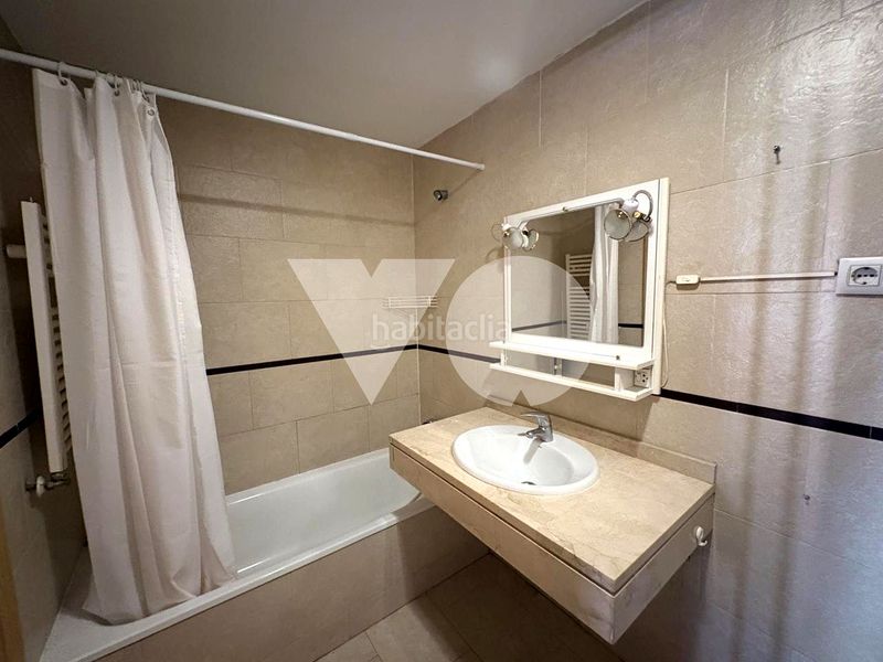 Foto b689d769-461f-472a-96a0-fd3a66f25745. Casa amb calefacció piscina a Los Villares Arganda del Rey