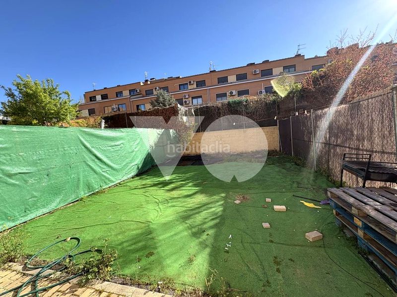 Foto f68e7e2a-8f0a-42e0-a42f-a84303581dfe. Casa amb calefacció piscina a Los Villares Arganda del Rey