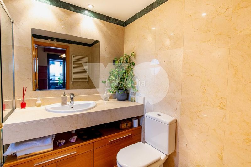 Foto 2513e8cc-9fd6-4a5e-bc07-9f76f079c052. Piso  en venta en Sector B , , madrid. en Sector B Boadilla del Monte