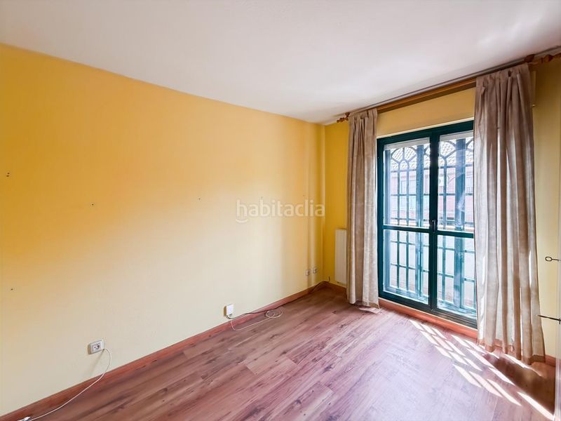 Foto 8da2ef3e-2d70-490d-9960-ae8cb090e2cd. Casa adossada amb calefacció piscina a Prado de Santo Domingo Alcorcón