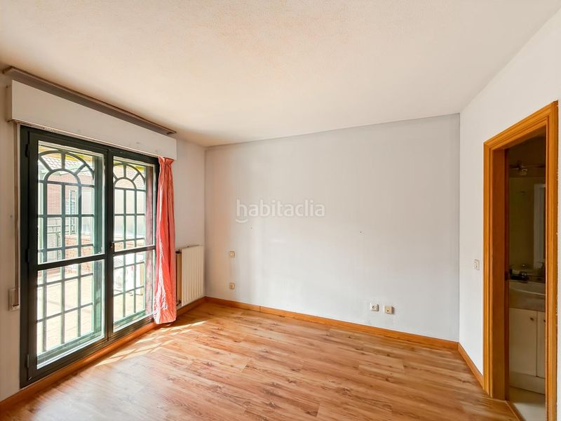 Foto e96e335b-d7f9-41c1-a096-d4e945c47b0b. Casa adossada amb calefacció piscina a Prado de Santo Domingo Alcorcón