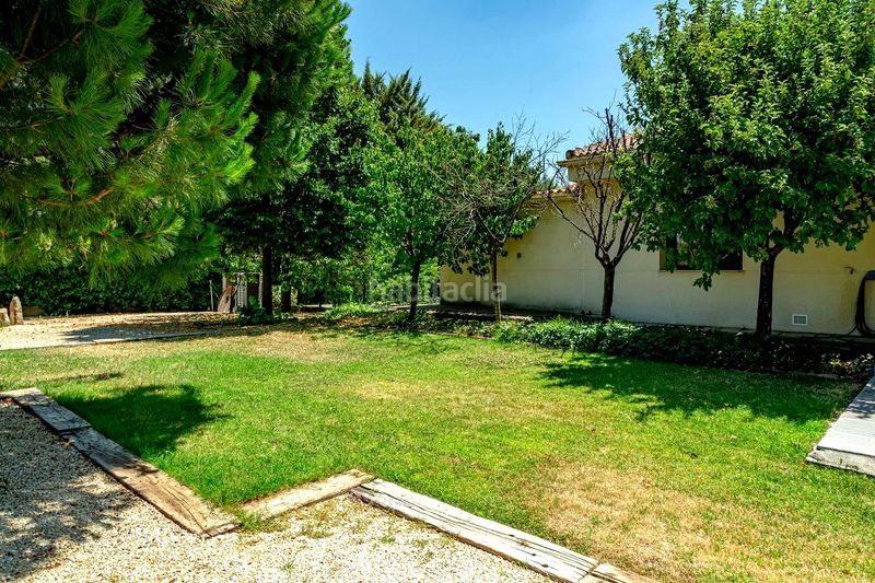 Foto 888df3ca-b41f-400e-a8b9-43f33ef037a9. Casa amb calefacció aparcament piscina a El Olivar de Mirabal Boadilla del Monte