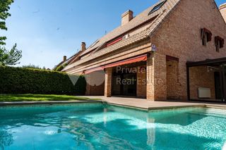 Casa aparellada a Las Vegas-Santa María. Chalet pareado en venta, urbanización natura, villanueva del par