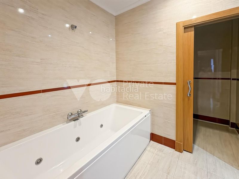 Foto 24a1ae44-7689-499d-8c28-651c0352d40c. Casa amb calefacció aparcament piscina a Las Lomas Boadilla del Monte