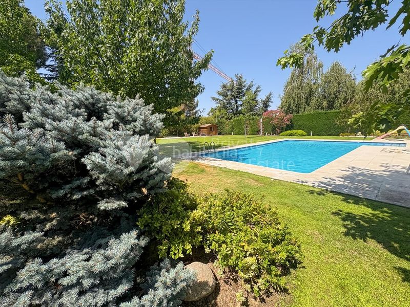 Foto d359d97e-6a11-4434-bac9-5cdf50fc2cd0. Casa amb calefacció aparcament piscina a Las Lomas Boadilla del Monte