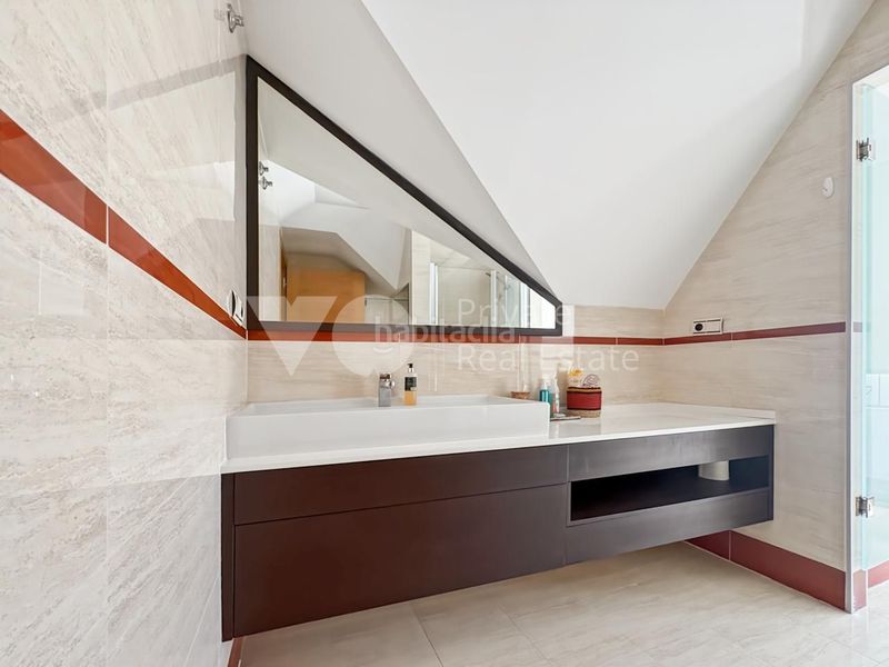 Foto eb0be8ff-6154-4046-87ac-e0680982838a. Casa amb calefacció aparcament piscina a Las Lomas Boadilla del Monte
