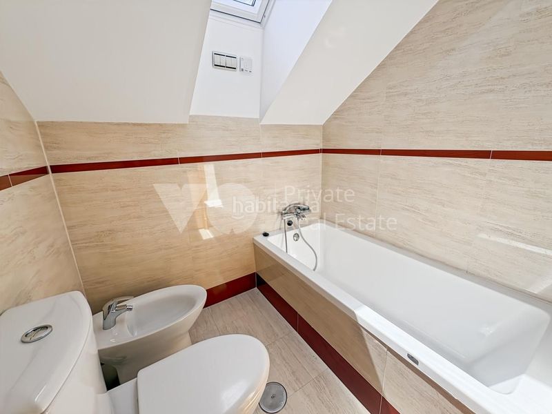 Foto f1a1e815-0f87-4dcd-a491-1188e56f5098. Casa amb calefacció aparcament piscina a Las Lomas Boadilla del Monte