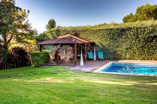 Casa a Monte el Pilar. Venta de chalet independiente monte del pilar, majadahonda