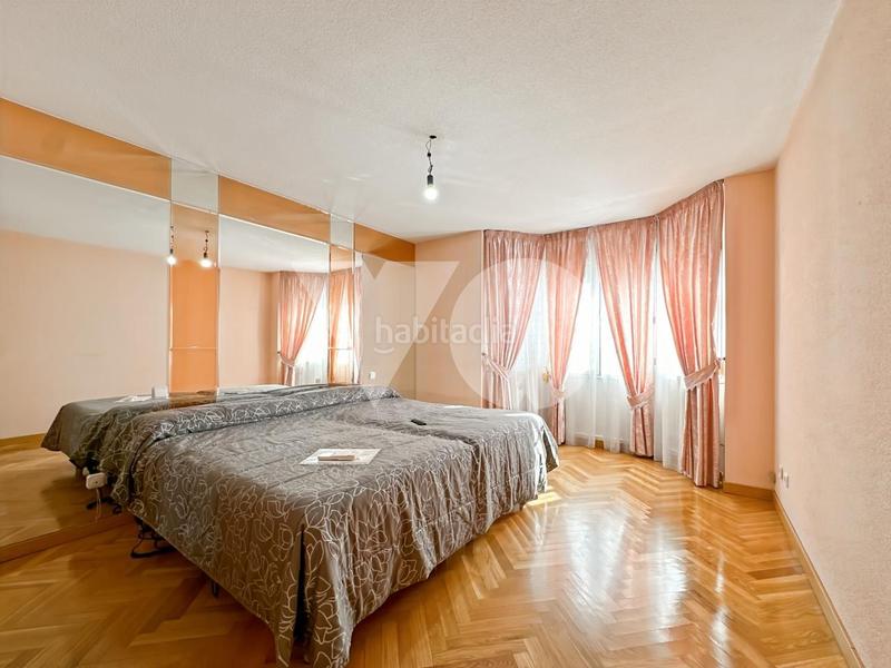 Foto 142dda6b-1301-4a95-9e61-f51b78e8bb80. Casa bifamiliare con riscaldamento parcheggio in Fresnos I y II Torrejón de Ardoz