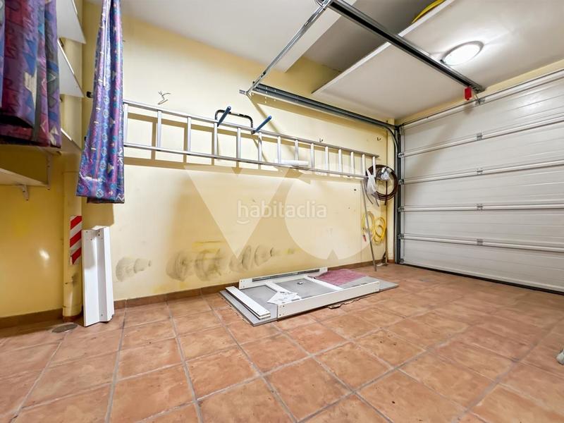 Foto 58c55353-b39d-4352-865e-7310ed26e3e2. Casa bifamiliare con riscaldamento parcheggio in Fresnos I y II Torrejón de Ardoz