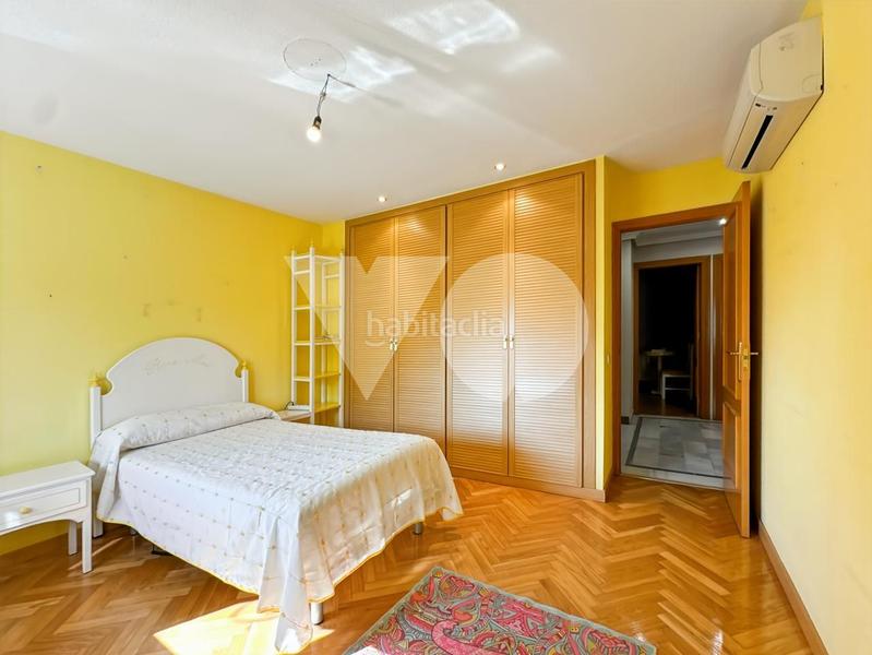 Foto 5cd6b694-502e-4642-9a86-92b26972a334. Casa bifamiliare con riscaldamento parcheggio in Fresnos I y II Torrejón de Ardoz