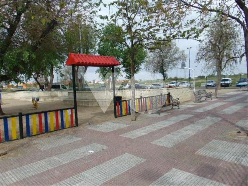 Foto ef2cd54e-3cc8-4051-8be0-065374190da9. Casa bifamiliare con riscaldamento parcheggio in Fresnos I y II Torrejón de Ardoz