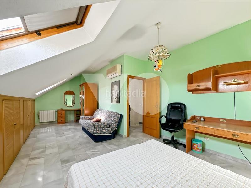 Foto f374ee9e-9071-4928-be49-a8c030bac613. Casa bifamiliare con riscaldamento parcheggio in Fresnos I y II Torrejón de Ardoz