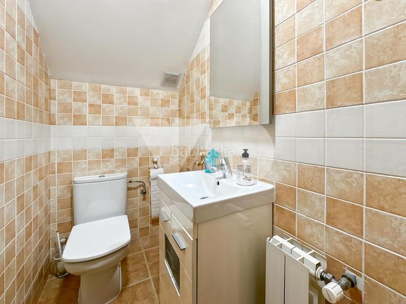 Foto f42be4c7-c9ca-4699-a06d-e91bf621cd00. Casa bifamiliare con riscaldamento parcheggio in Fresnos I y II Torrejón de Ardoz
