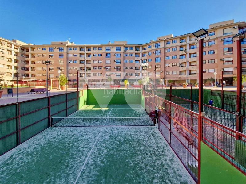 Foto af3a437d-eabe-4ed8-9306-3ffd7f3e0021. Piano terra con riscaldamento parcheggio piscina in Torrejón de Ardoz