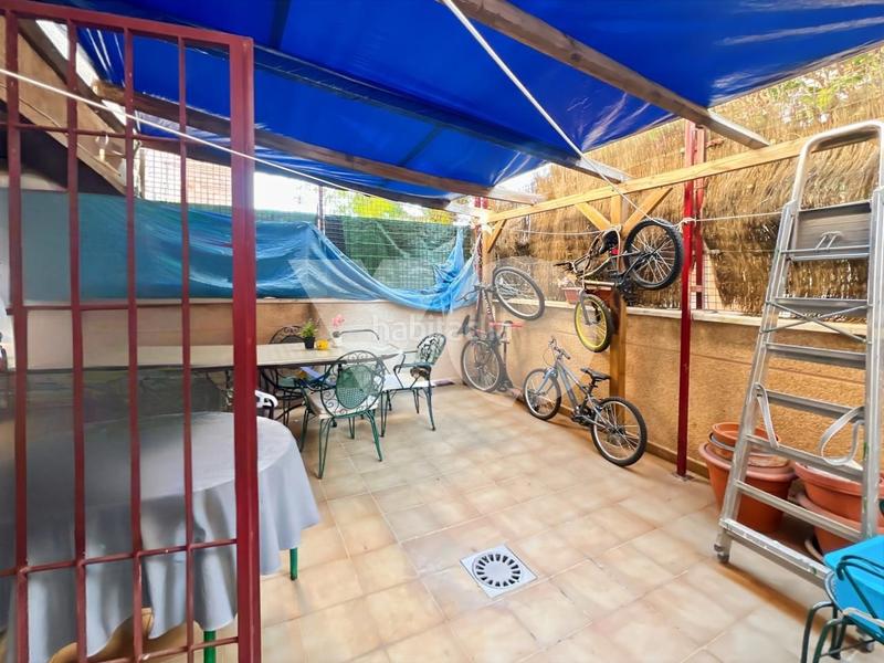 Foto b167b51c-a15d-4705-a2aa-90adfd2ee253. Piano terra con riscaldamento parcheggio piscina in Torrejón de Ardoz