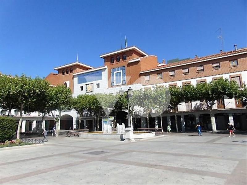 Foto 683b3682-4708-40df-b353-186ff36bb126. Locale commerciale in Centro Torrejón de Ardoz