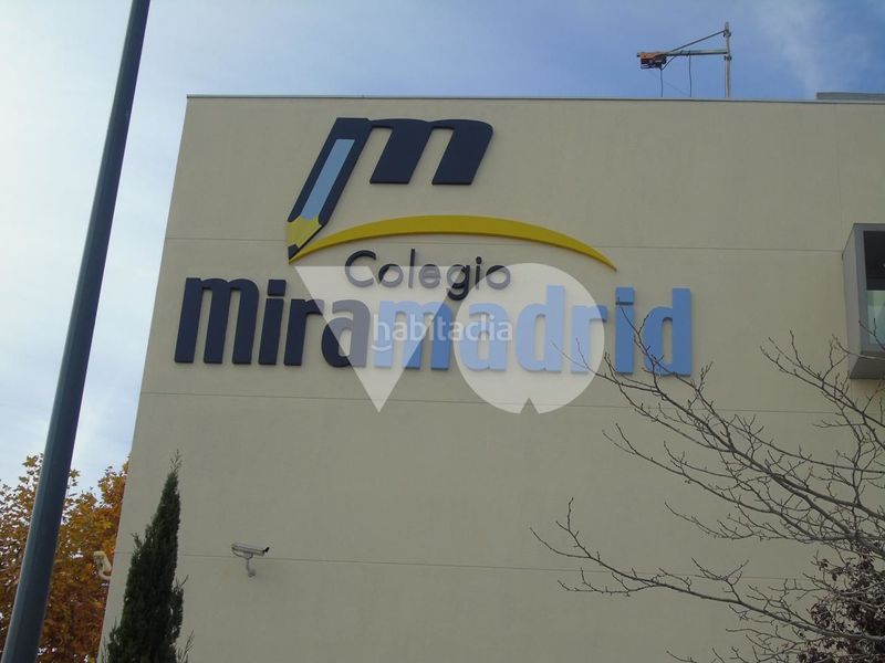 Foto 228d3cd3-47c6-4a8e-a97d-8b25e3f9f89d. Aparcament cotxe a Miramadrid Paracuellos de Jarama