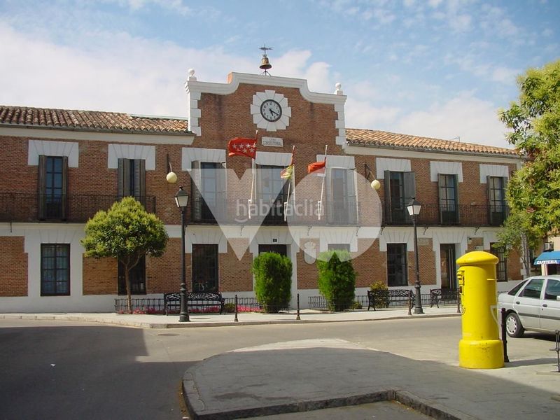 Foto 470f6d58-6892-43ef-8523-340e47858601. Aparcament cotxe a Miramadrid Paracuellos de Jarama