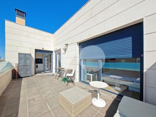 Dachwohnung  Trópico. Se vende atico en barajas