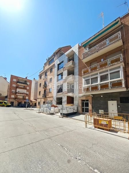 Foto ba720189-a047-4d45-8cce-fd483d669c19. Apartament amb calefacció a Valdeacederas Madrid