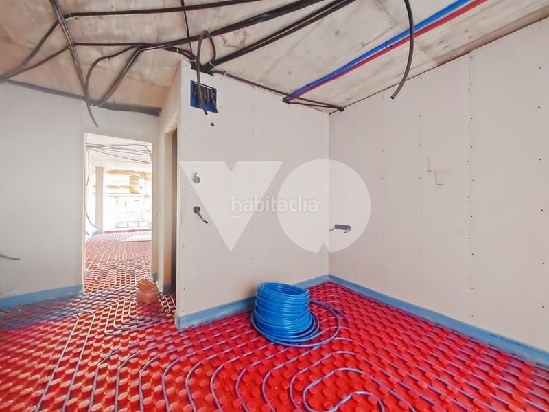 Foto f0bd6309-f15a-488e-ab06-2093394119fd. Apartament amb calefacció a Valdeacederas Madrid
