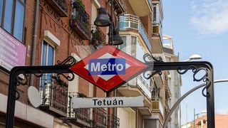 Apartament  De la dirección. Se vende apartamento con patio en tetuan