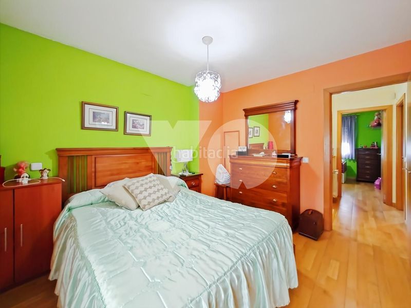 Foto bc1f74af-1545-4014-be4b-6473db884d00. Casa adossada amb calefacció aparcament a Torija