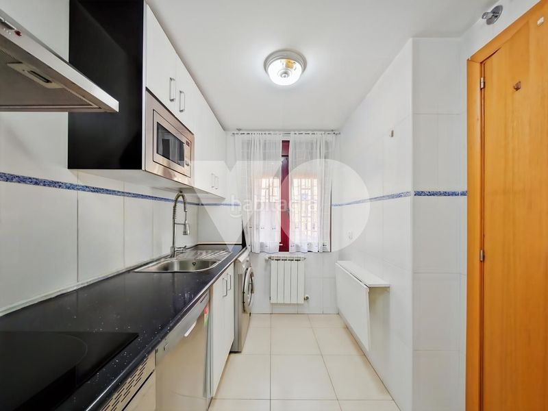 Foto e45a5c00-84cc-46dd-9092-1b8d5e949d97. Casa adossada amb calefacció aparcament a Torija