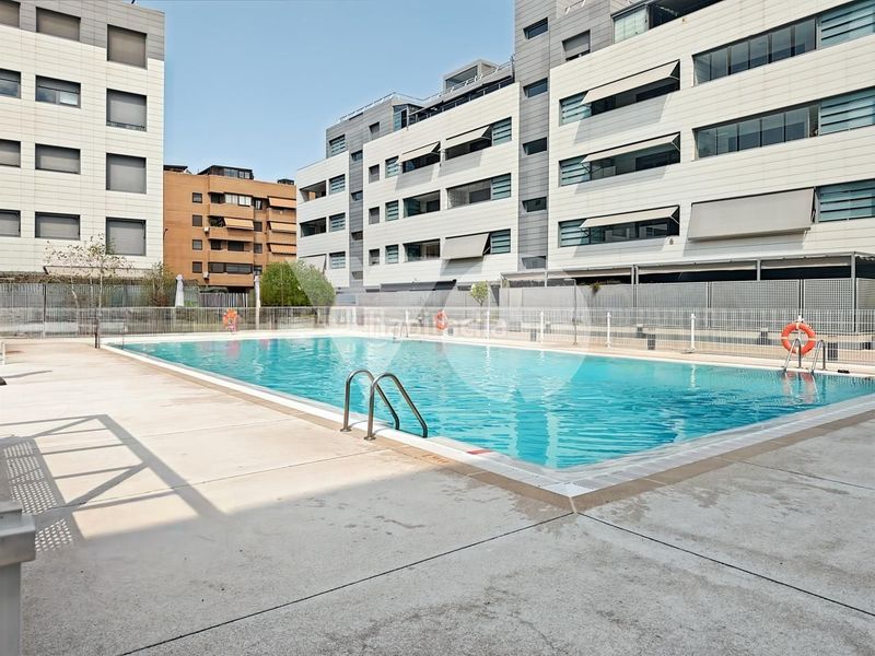 Foto 75081b38-66c3-4168-98aa-dcf82779765d. Duplex avec chauffage parking piscine dans Alameda de Osuna Madrid