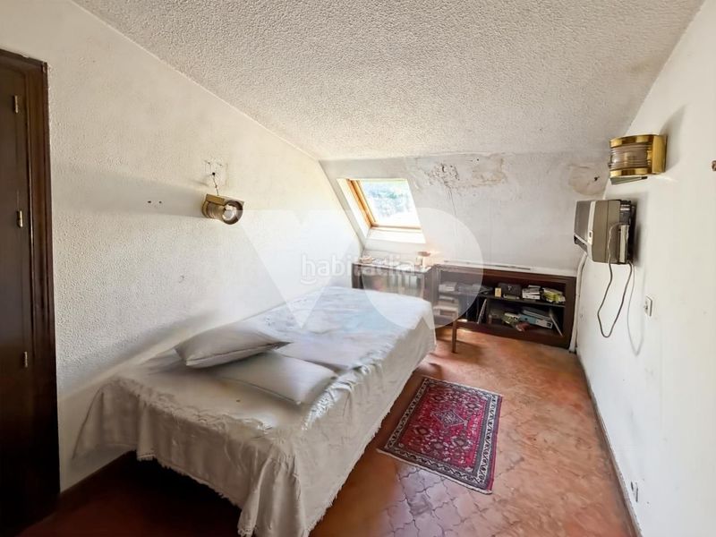 Foto 3d63fcab-6e5c-4888-ab4a-9ff5da2415db. Casa amb calefacció aparcament piscina a Alameda de Osuna Madrid