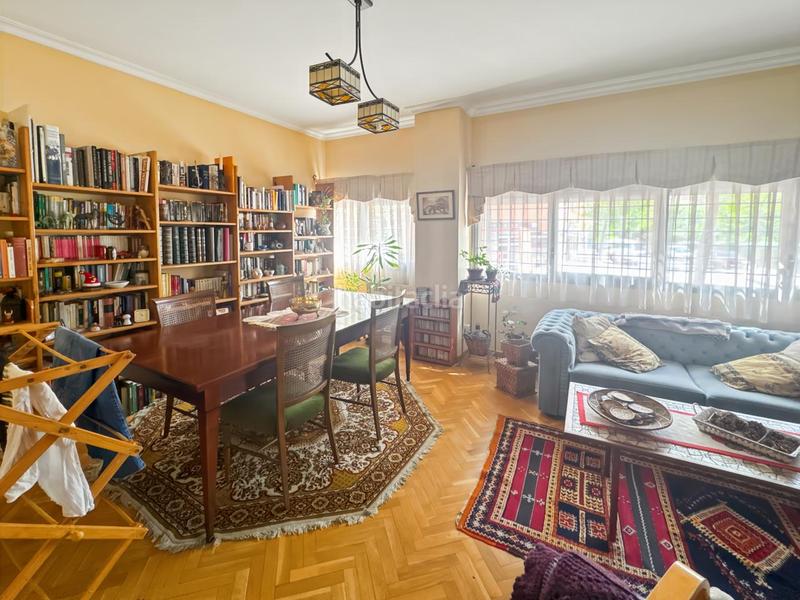 Foto 202f7578-22ff-438c-97ee-56850d9f1c0b. Flat with heating parking in Valdebernardo-Valderribas Madrid