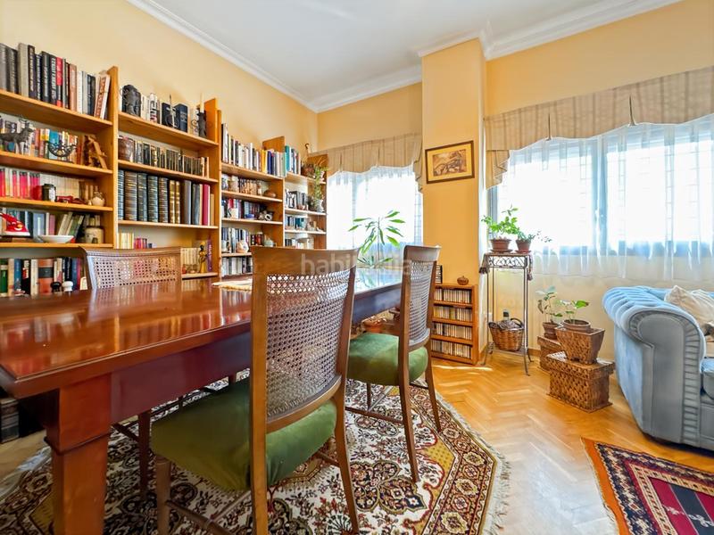 Foto 8866f6ae-44cc-43b8-af9e-ece4b54e5f5e. Flat with heating parking in Valdebernardo-Valderribas Madrid