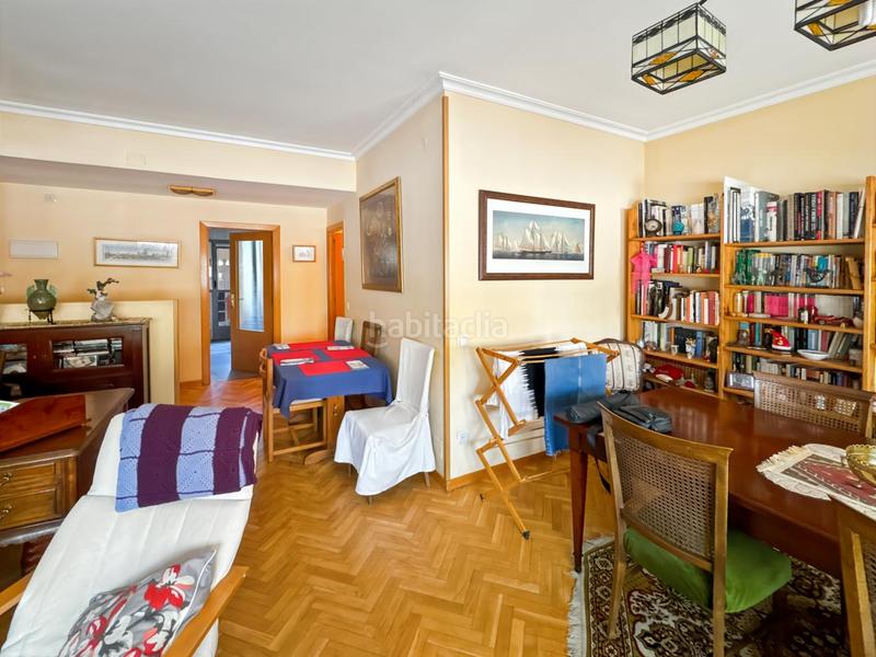Foto c3d9be95-a7e0-4a5e-af18-7b4270fa0ee1. Flat with heating parking in Valdebernardo-Valderribas Madrid