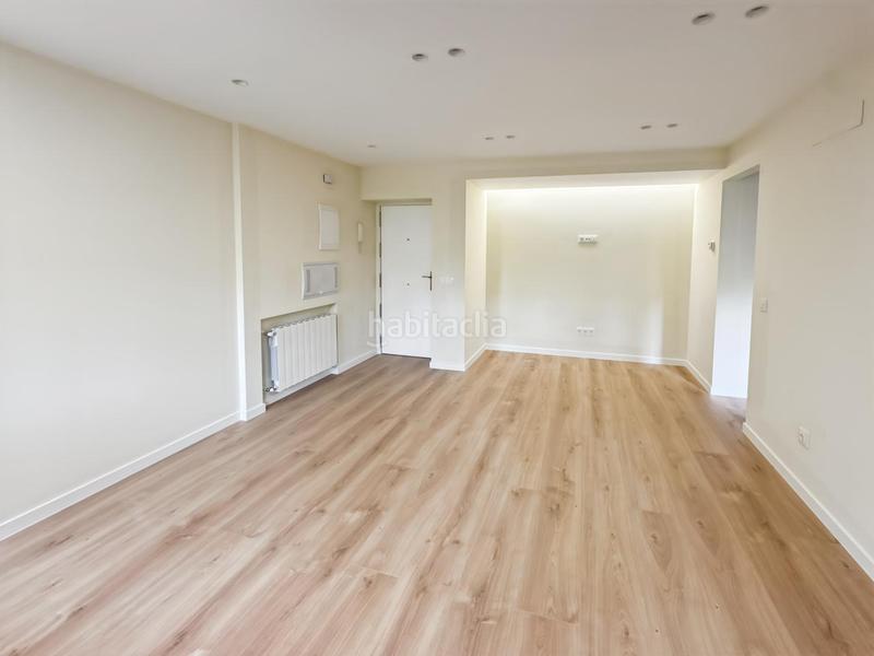 Foto 67d68eb9-4199-4408-895f-6f1300e9b561. Appartement avec chauffage dans Vinateros Madrid