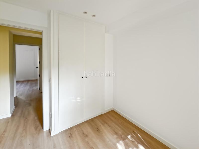 Foto 2392fb45-8056-487e-aa04-58555e431163. Piso en Vinateros Madrid