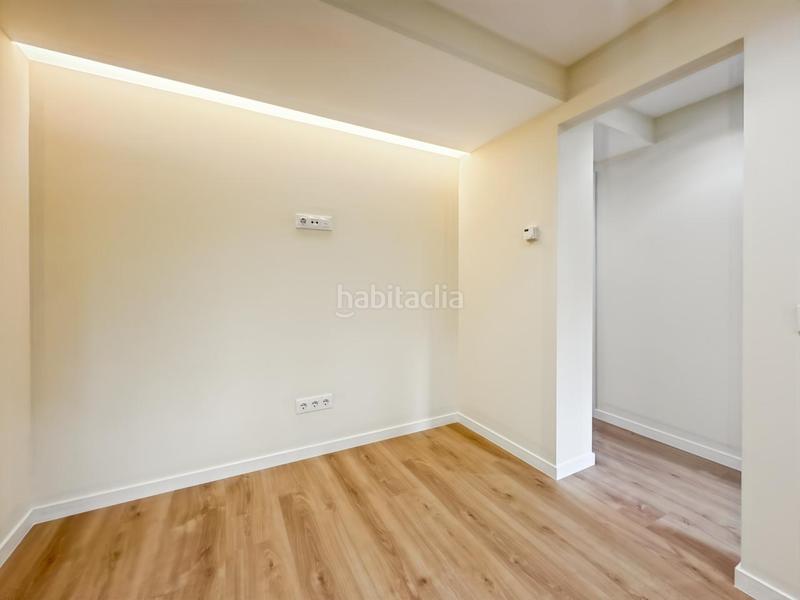 Foto 5e62c187-7a04-4013-974a-f8d0619437ec. Piso en Vinateros Madrid