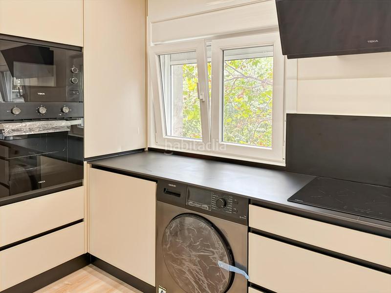 Foto a64bd04b-739c-415b-9f77-6094224f2d4b. Piso en Vinateros Madrid