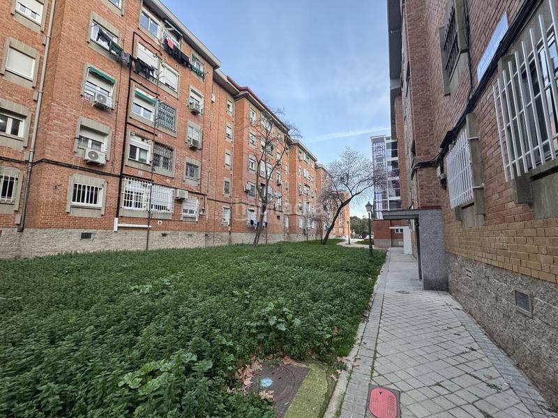 Foto f0242408-1cb7-411a-8c4f-9332774071e4. Piso en Vinateros Madrid