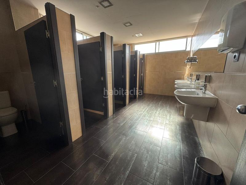 Foto 19b463ee-340b-467e-ba56-9cedb72d938d. Local comercial a Pavones Madrid