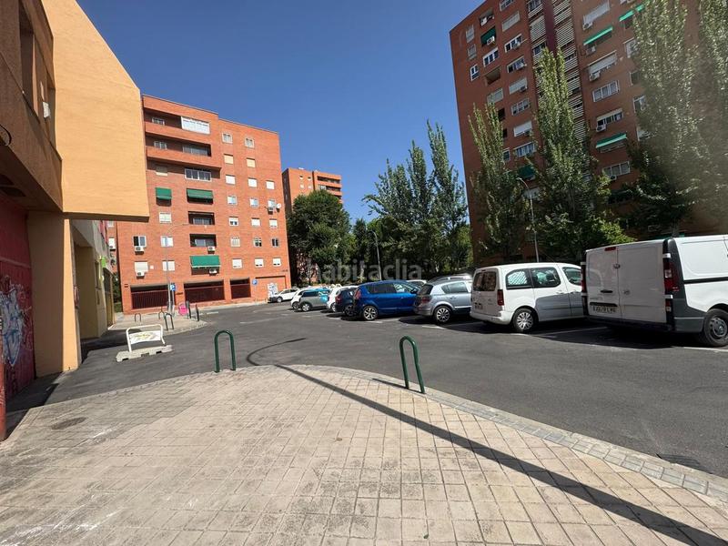 Foto 3cb439e2-c836-4d13-9fca-6cd1f0fa13f0. Local comercial a Pavones Madrid