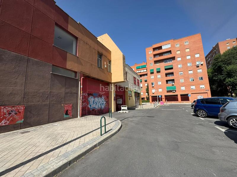 Foto 50cdef03-89cd-478f-8e34-5eaa96632df5. Local comercial a Pavones Madrid