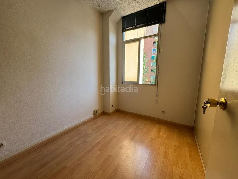 Foto 2289a064-4dc3-4299-b28f-6f3f6fd8a688. Local commercial dans Pavones Madrid