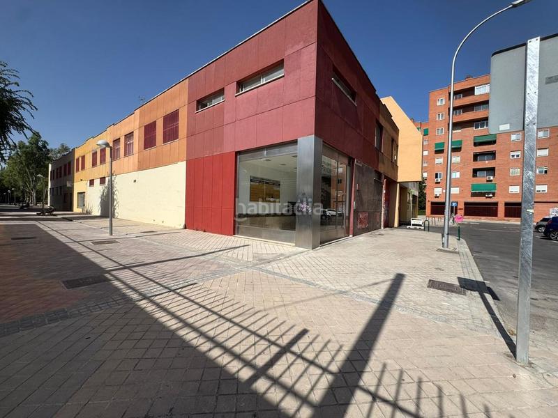 Foto 4d81b8cd-929c-40ce-929d-092b399c8061. Locale commerciale in Pavones Madrid
