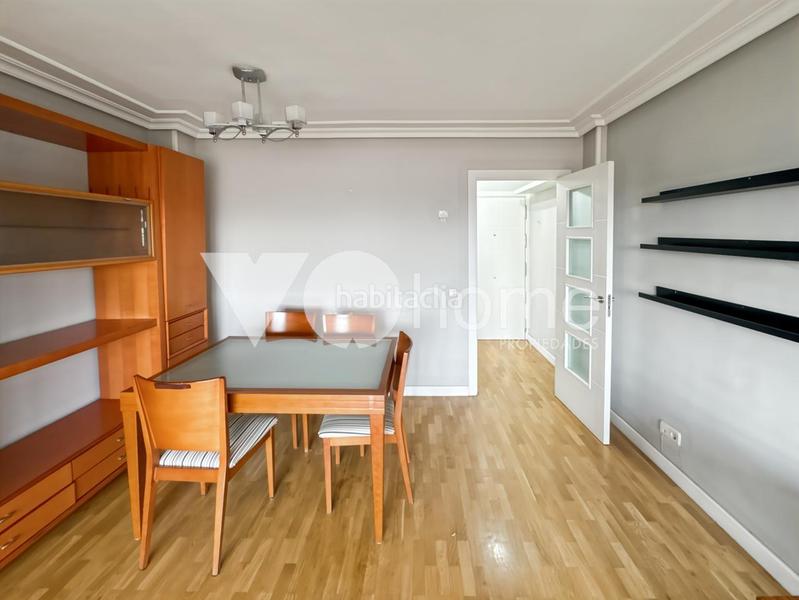 Foto 2623d539-3969-4320-a28e-52b91e2a4634. Etagenwohnung mit heizung in Pavones Madrid