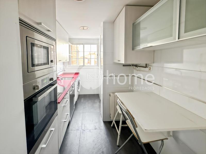 Foto a26d7b70-eecc-42e2-9cf1-190951064321. Etagenwohnung mit heizung in Pavones Madrid