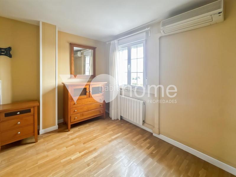 Foto d86149e0-c64f-4a3a-a38f-58a426055940. Etagenwohnung mit heizung in Pavones Madrid