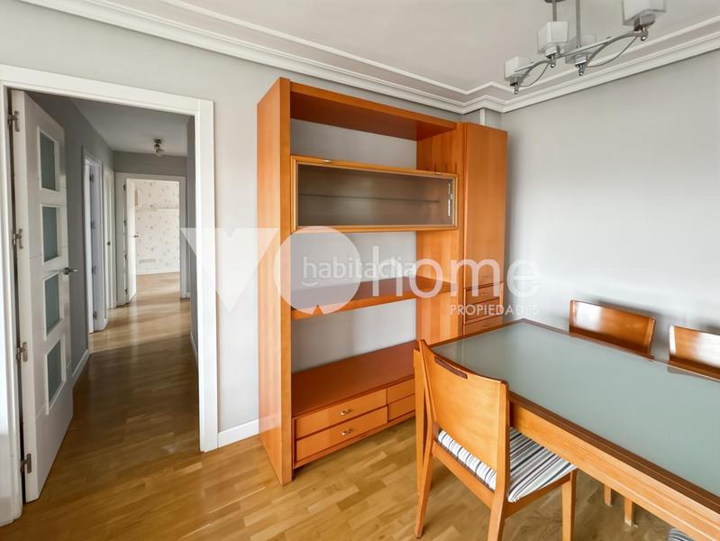 Foto da698045-0e57-4fb0-af71-0ef63d62ed75. Etagenwohnung mit heizung in Pavones Madrid