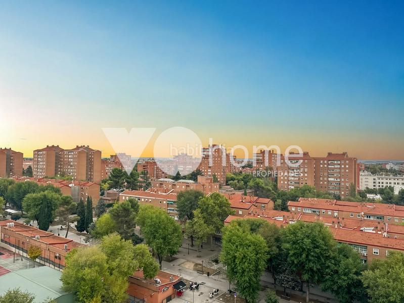 Foto 278a08c9-abfd-4035-8423-407832eac0b4. Flat with heating in Pavones Madrid